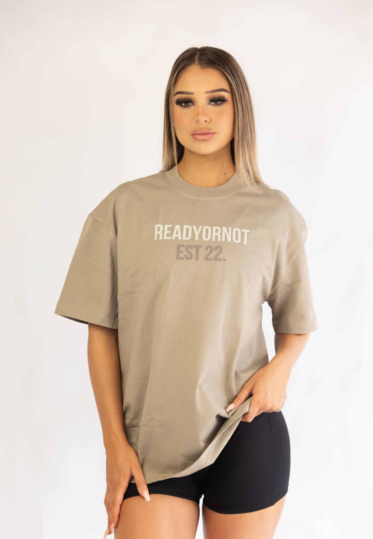 THE ESSENTIAL OVERSIZED TEE - LIGHT BROWN - Ready Or Not Activewear