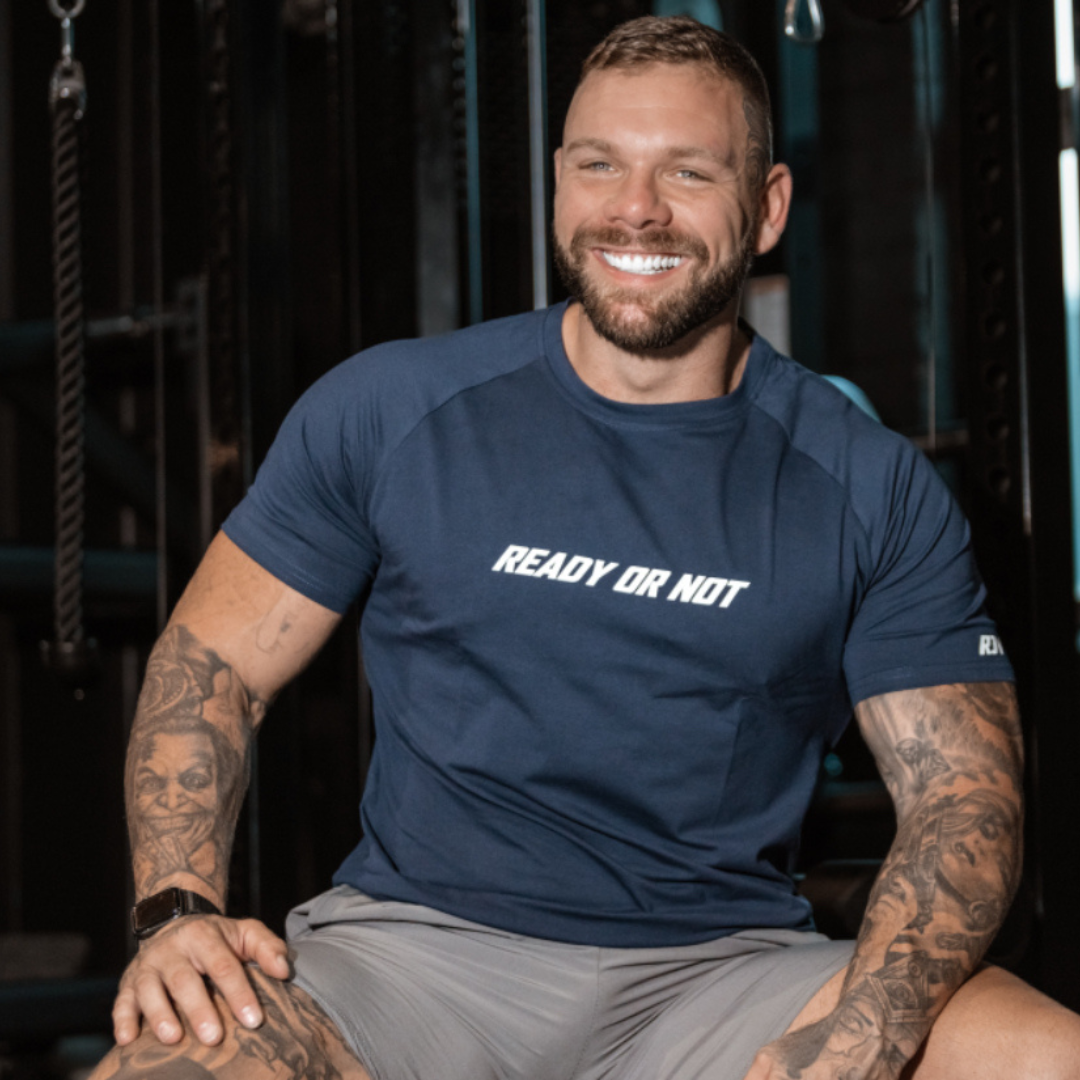 Everyday tee for everyday performance. With our classic Tapered Tee style that accentuates the body. The tapered Tee is a must have in your training collection for high performance training