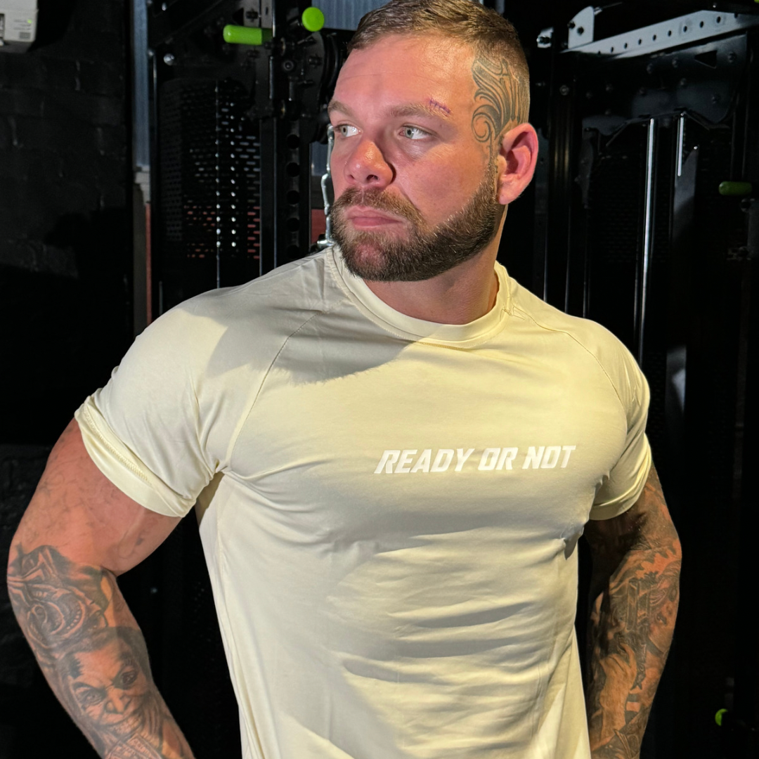 Everyday tee for everyday performance. With our classic Tapered Tee style that accentuates the body. The tapered Tee is a must have in your training collection for high performance training